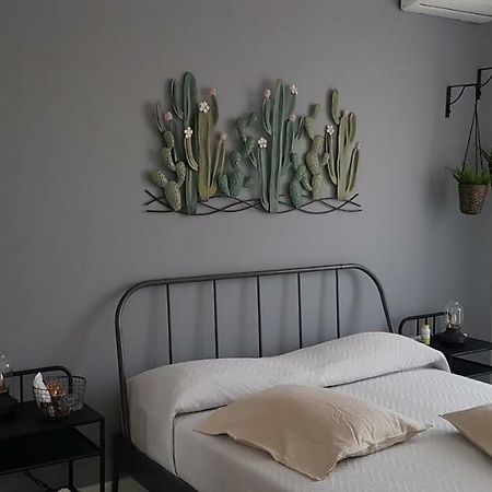 Little Rose Guest House Fiumicino Exterior foto