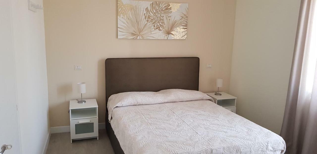 Little Rose Guest House Fiumicino Exterior foto